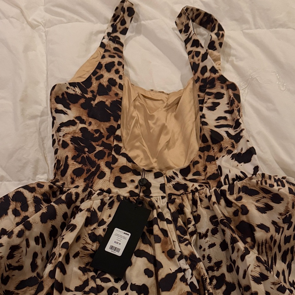 Leopard Print Ruffle Dress - Picture 3 of 4